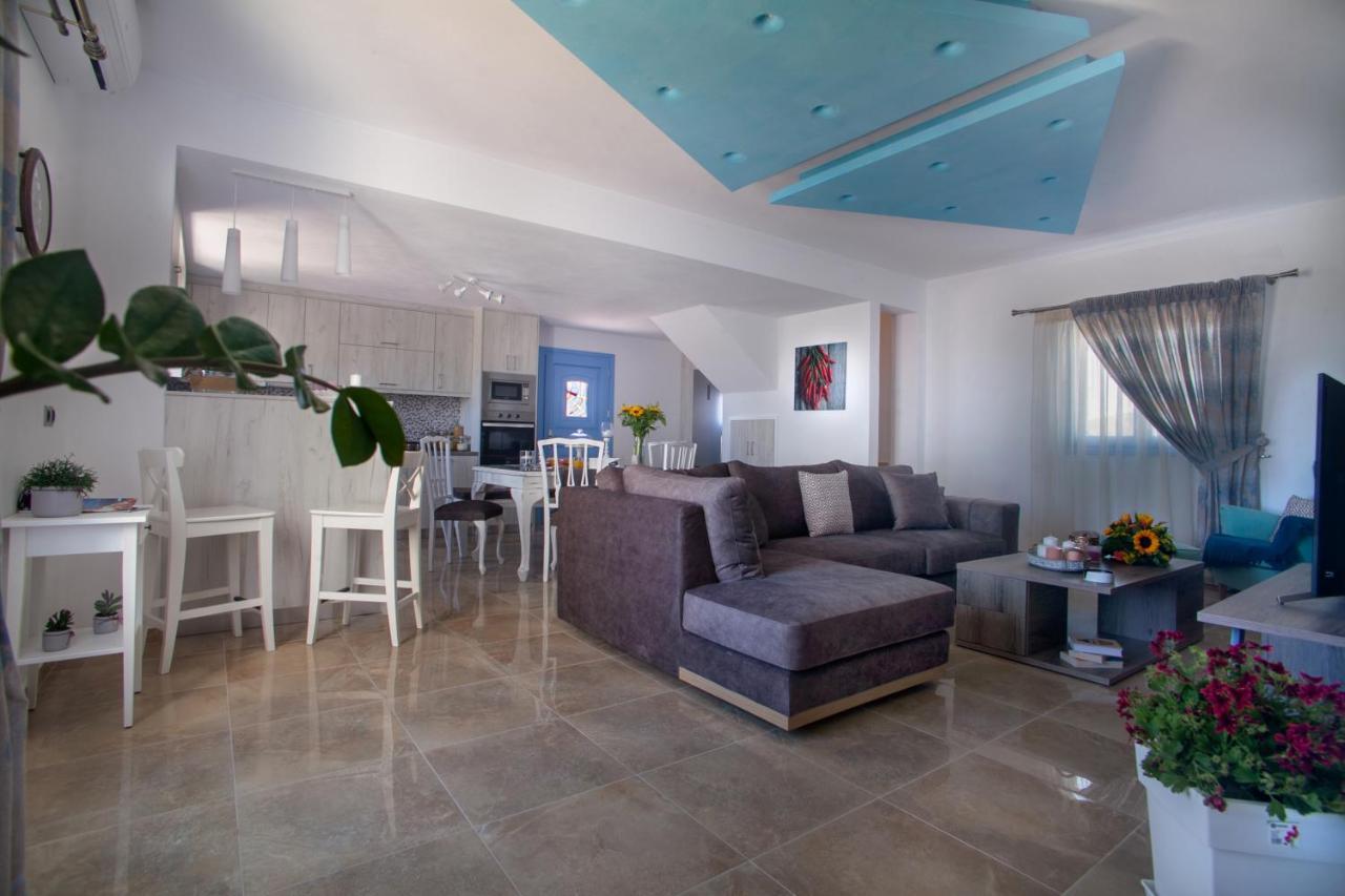 Sunrise Apartment Santorini Emporio  ภายนอก รูปภาพ