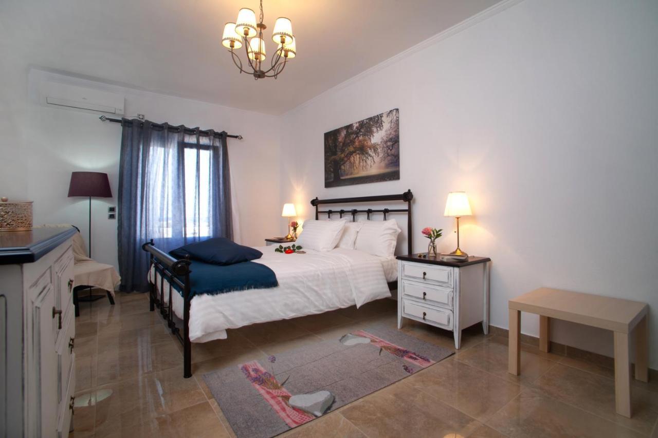 Sunrise Apartment Santorini Emporio  ภายนอก รูปภาพ